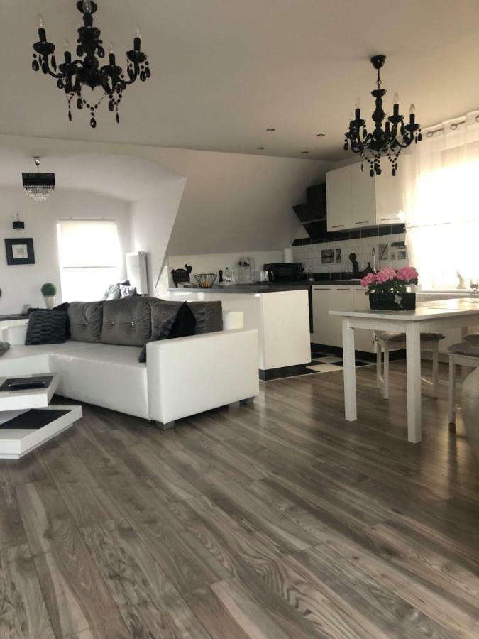 Apartament Rynek Pniewy Pniewy  ภายนอก รูปภาพ