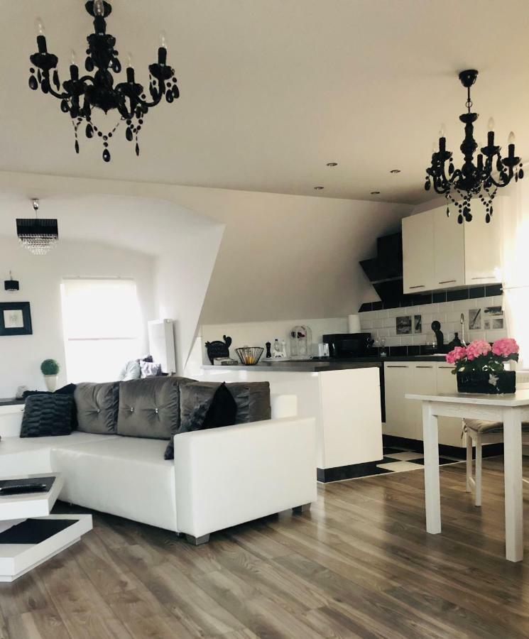 Apartament Rynek Pniewy Pniewy  ภายนอก รูปภาพ