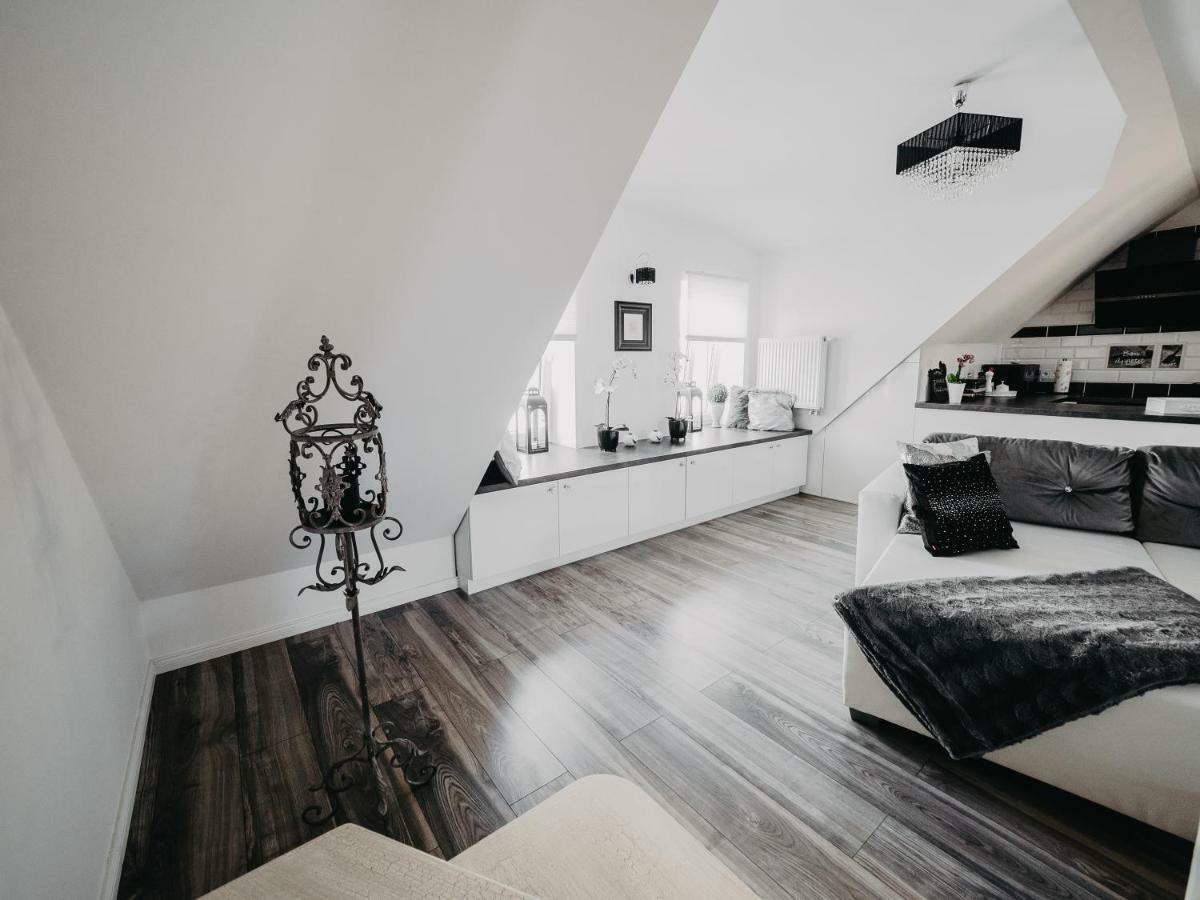 Apartament Rynek Pniewy Pniewy  ภายนอก รูปภาพ