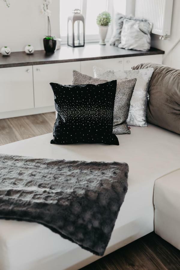 Apartament Rynek Pniewy Pniewy  ภายนอก รูปภาพ