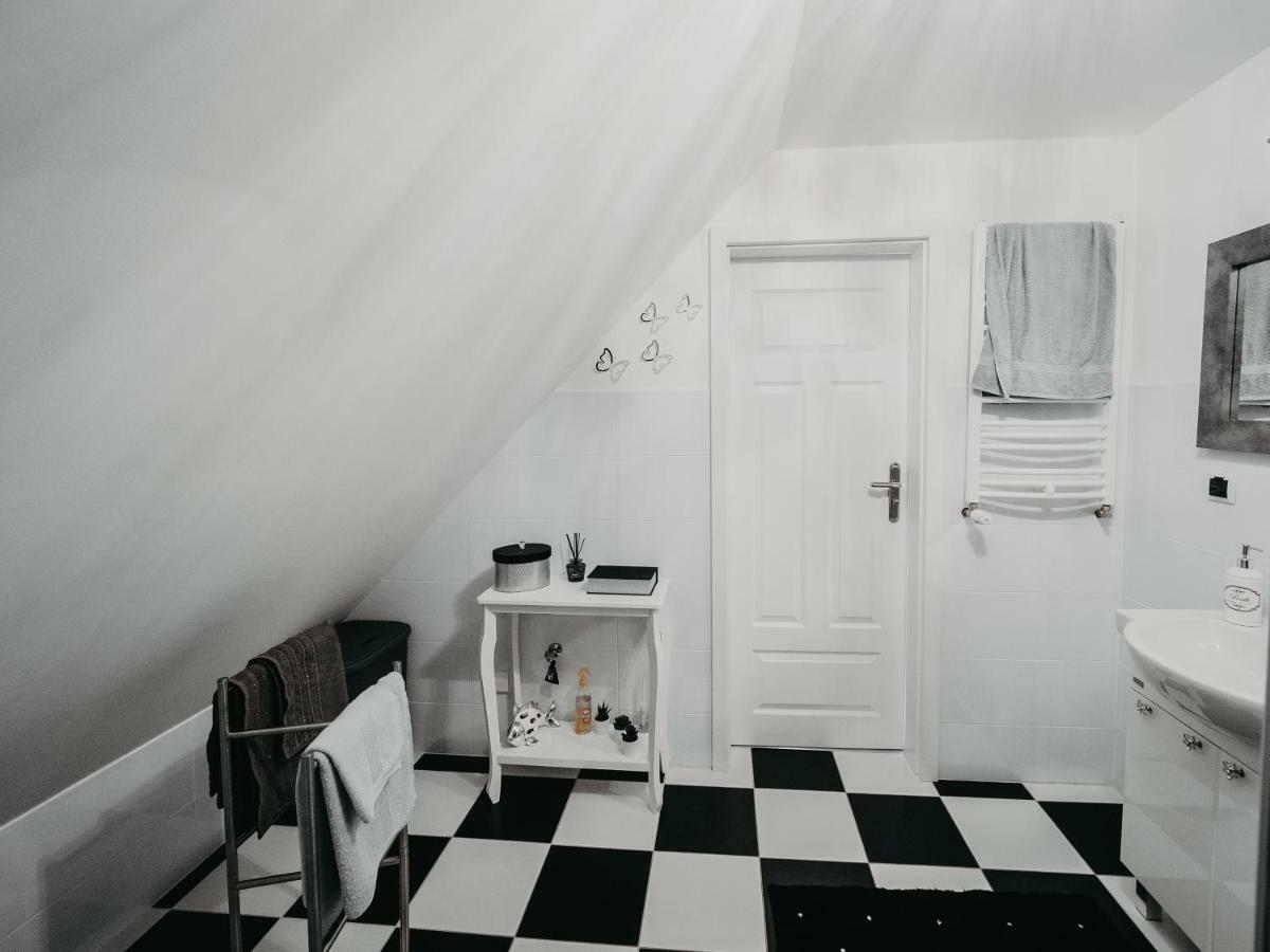 Apartament Rynek Pniewy Pniewy  ภายนอก รูปภาพ