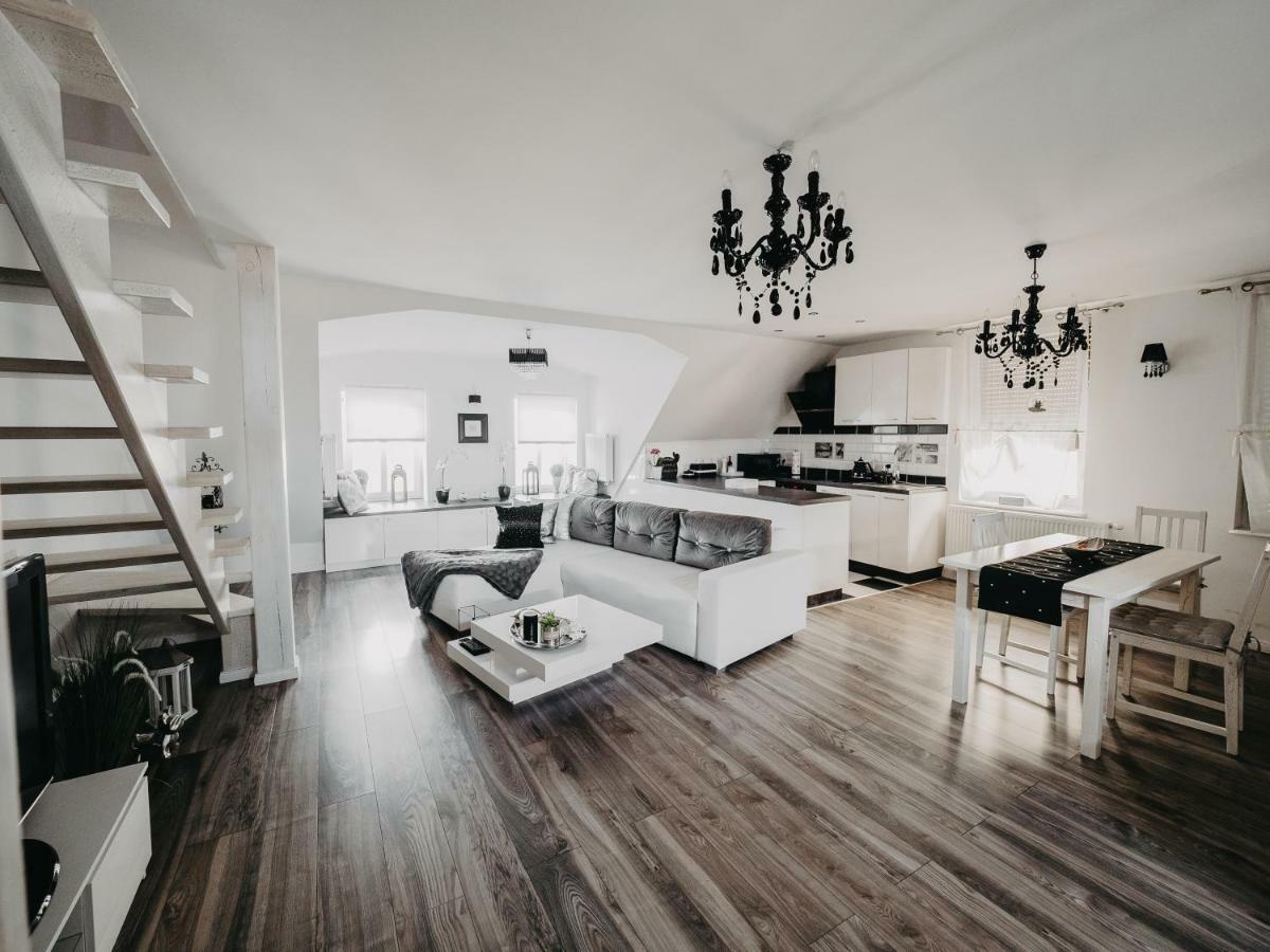 Apartament Rynek Pniewy Pniewy  ภายนอก รูปภาพ
