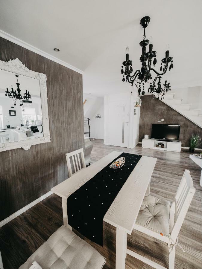 Apartament Rynek Pniewy Pniewy  ภายนอก รูปภาพ