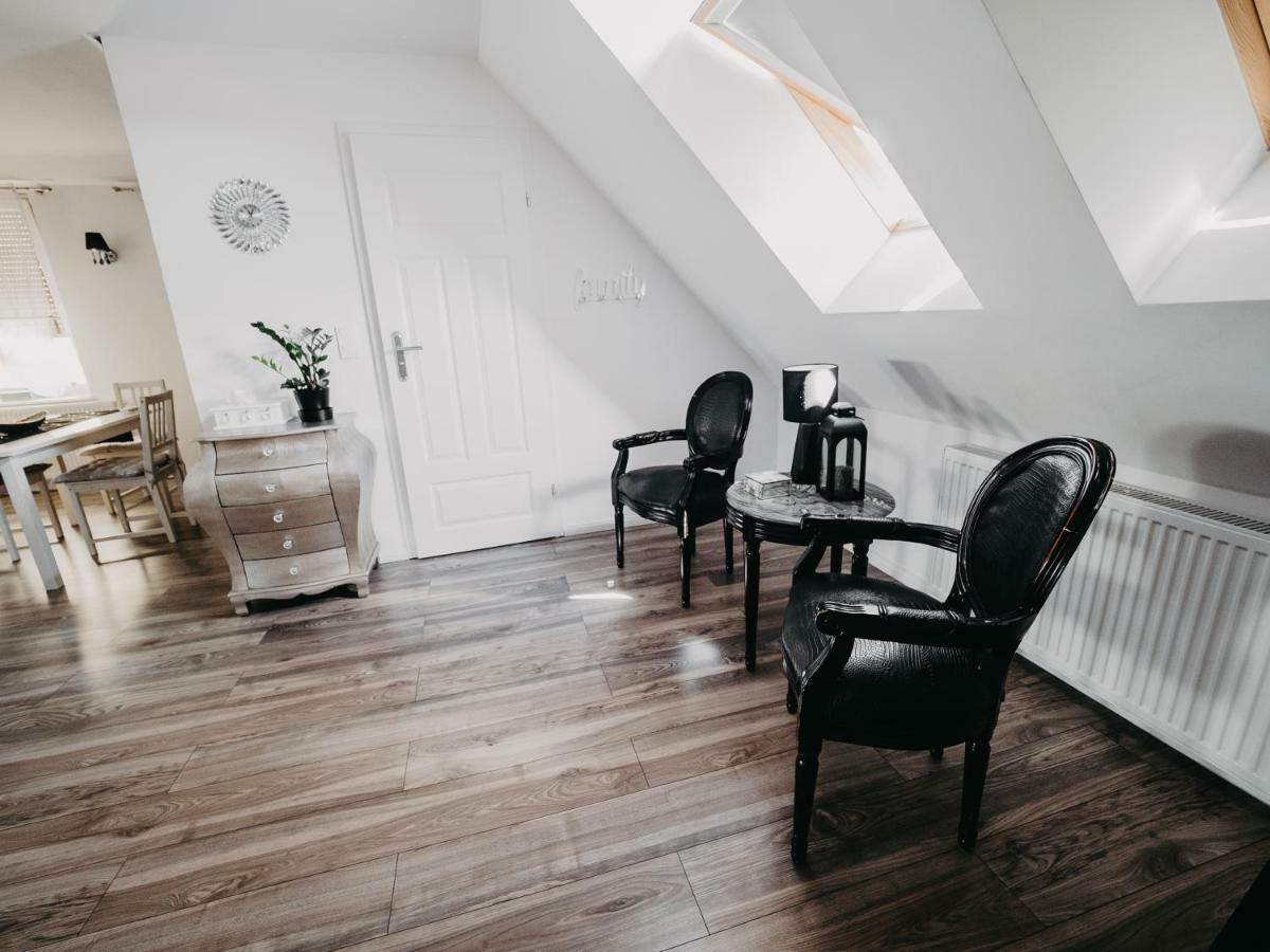 Apartament Rynek Pniewy Pniewy  ภายนอก รูปภาพ